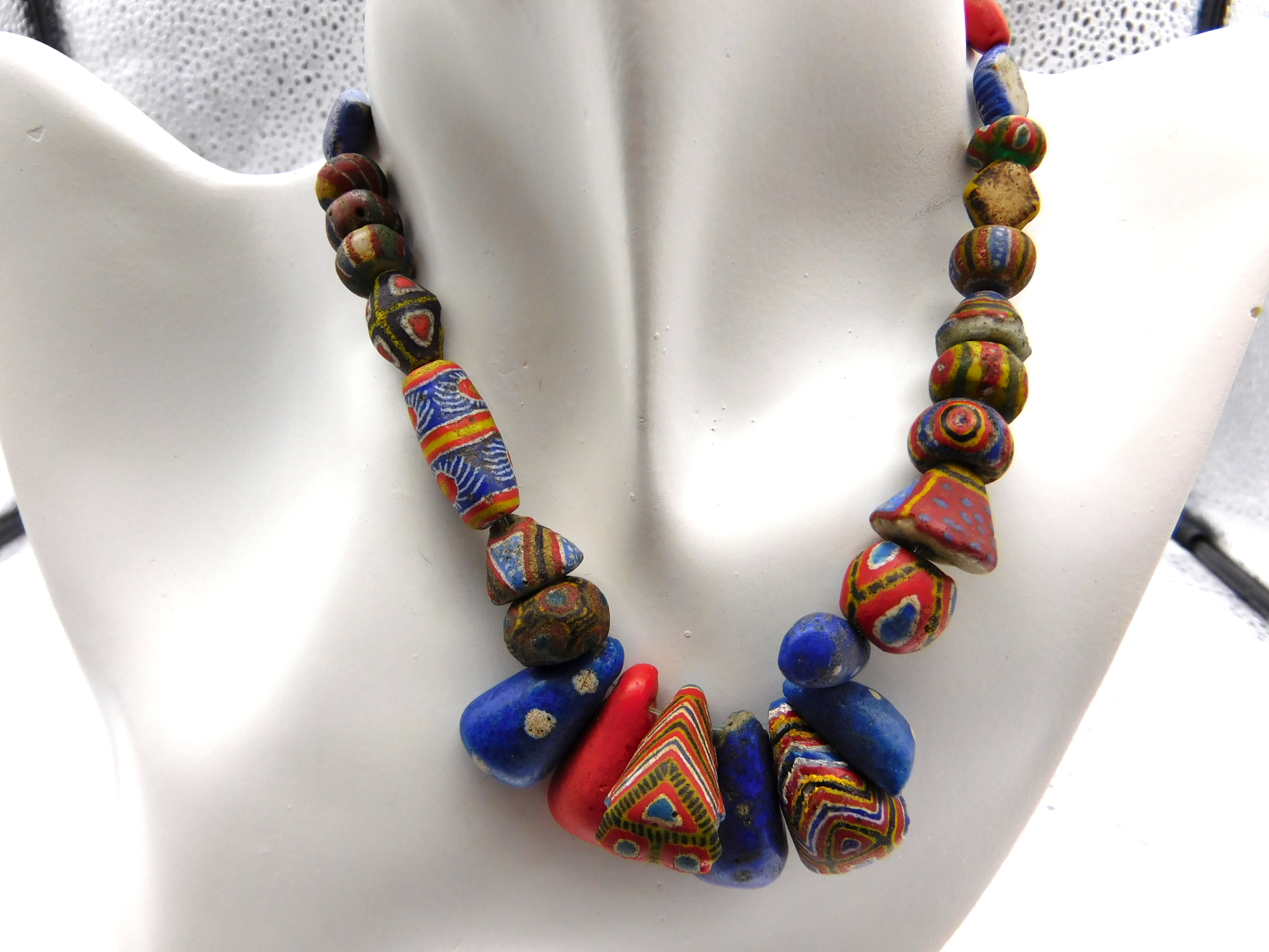 Kiffa glassbeads from Mauritania, old Kiffa beads authentic