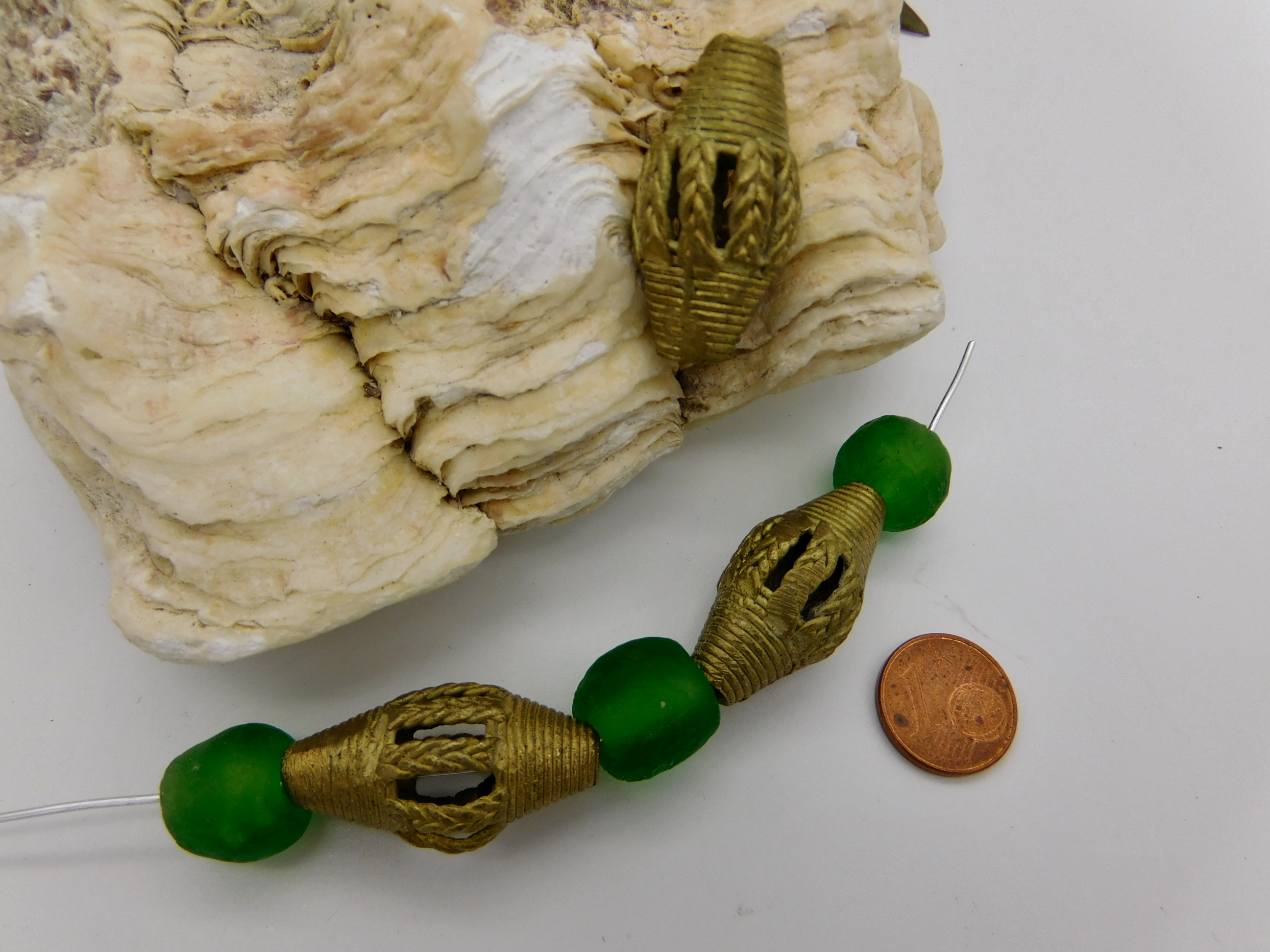 3 handgemachte Bronze-/Messing-Perlen aus Ghana - 31x16mm