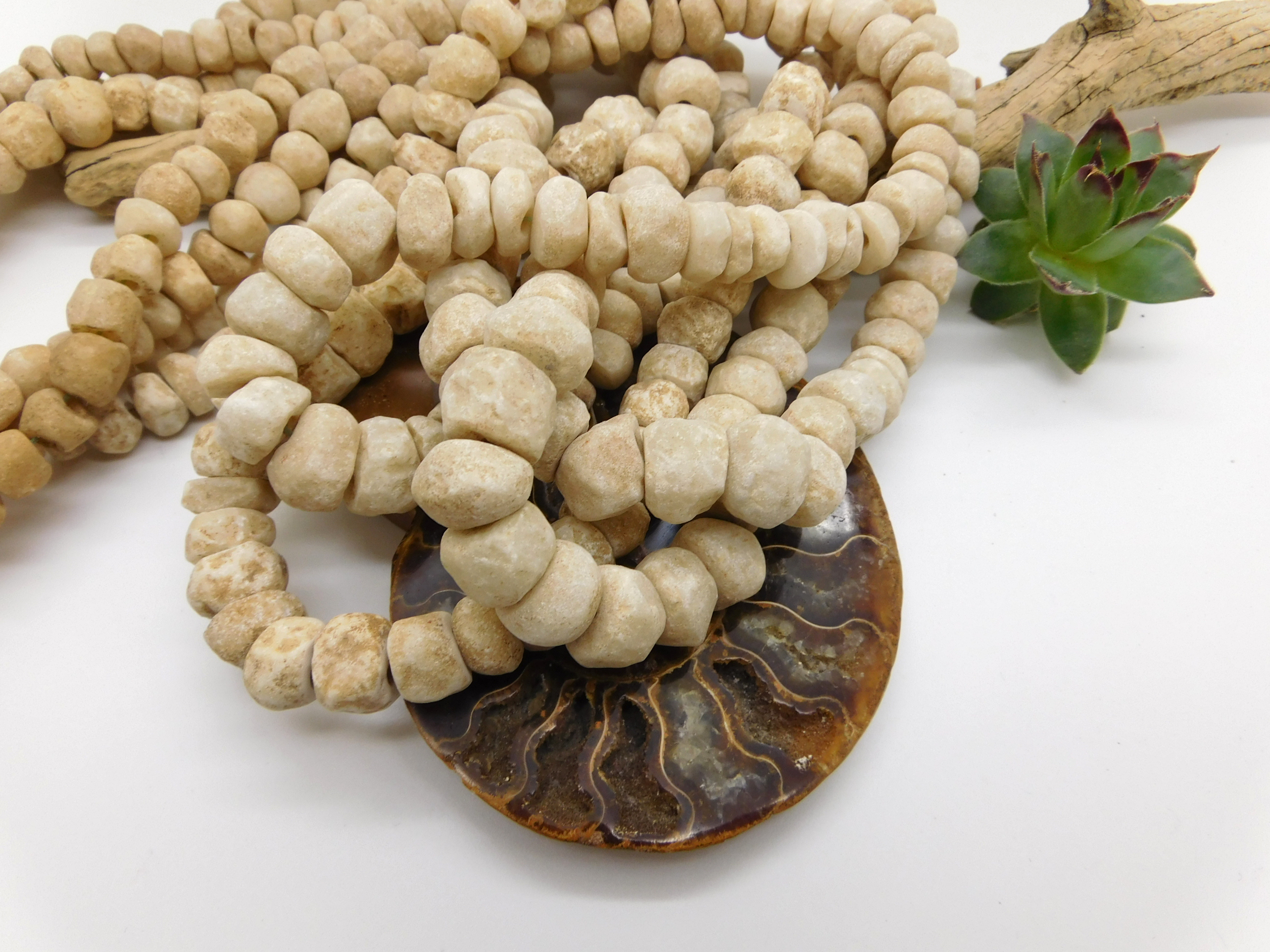 rustic antique Quartz beads from the Sahara Desert - 66 cm strand