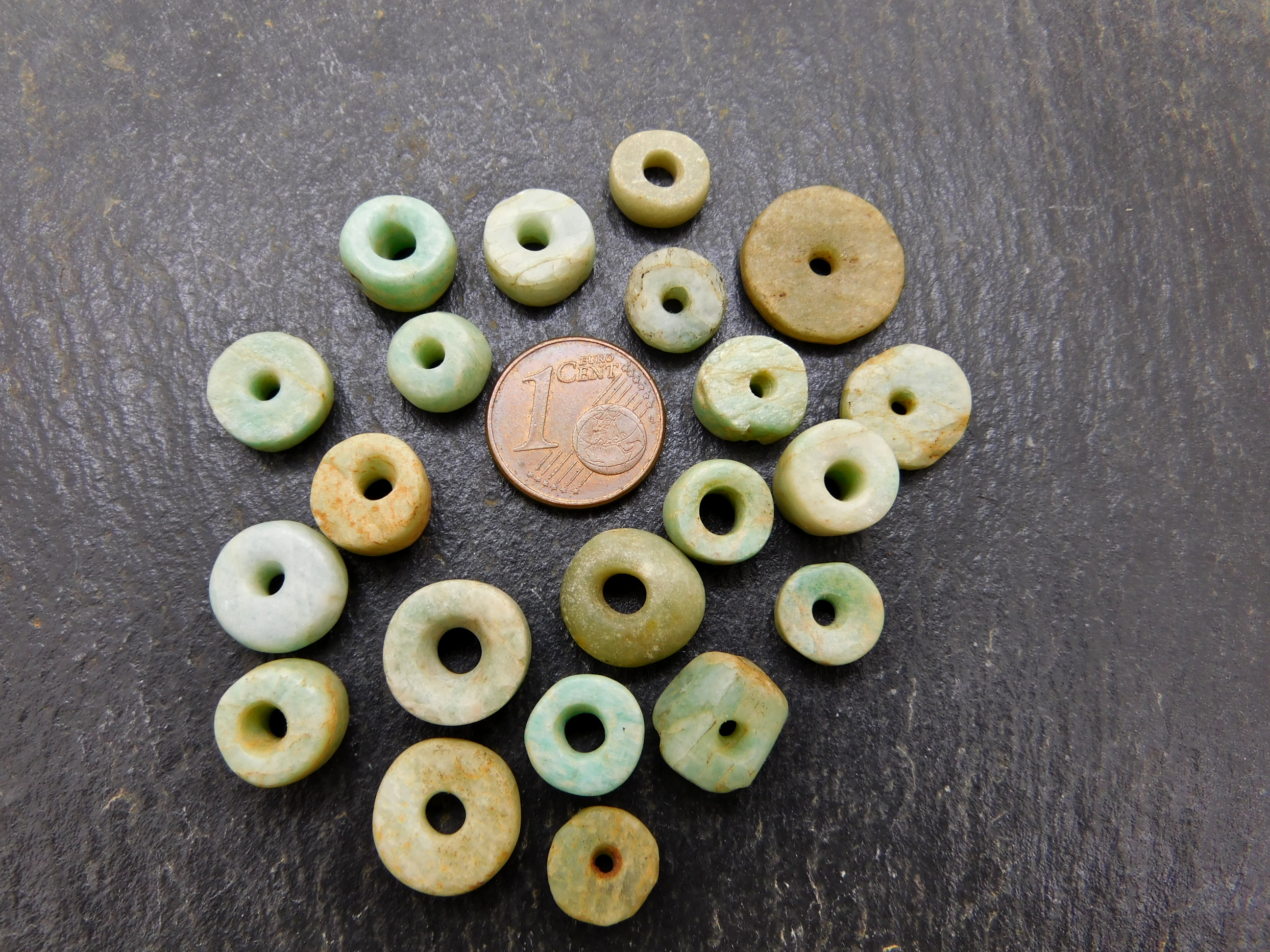 21 antike Amazonit-Perlen aus Mauretanien -  ca. 18g - selten - Sahara Stein Perlen