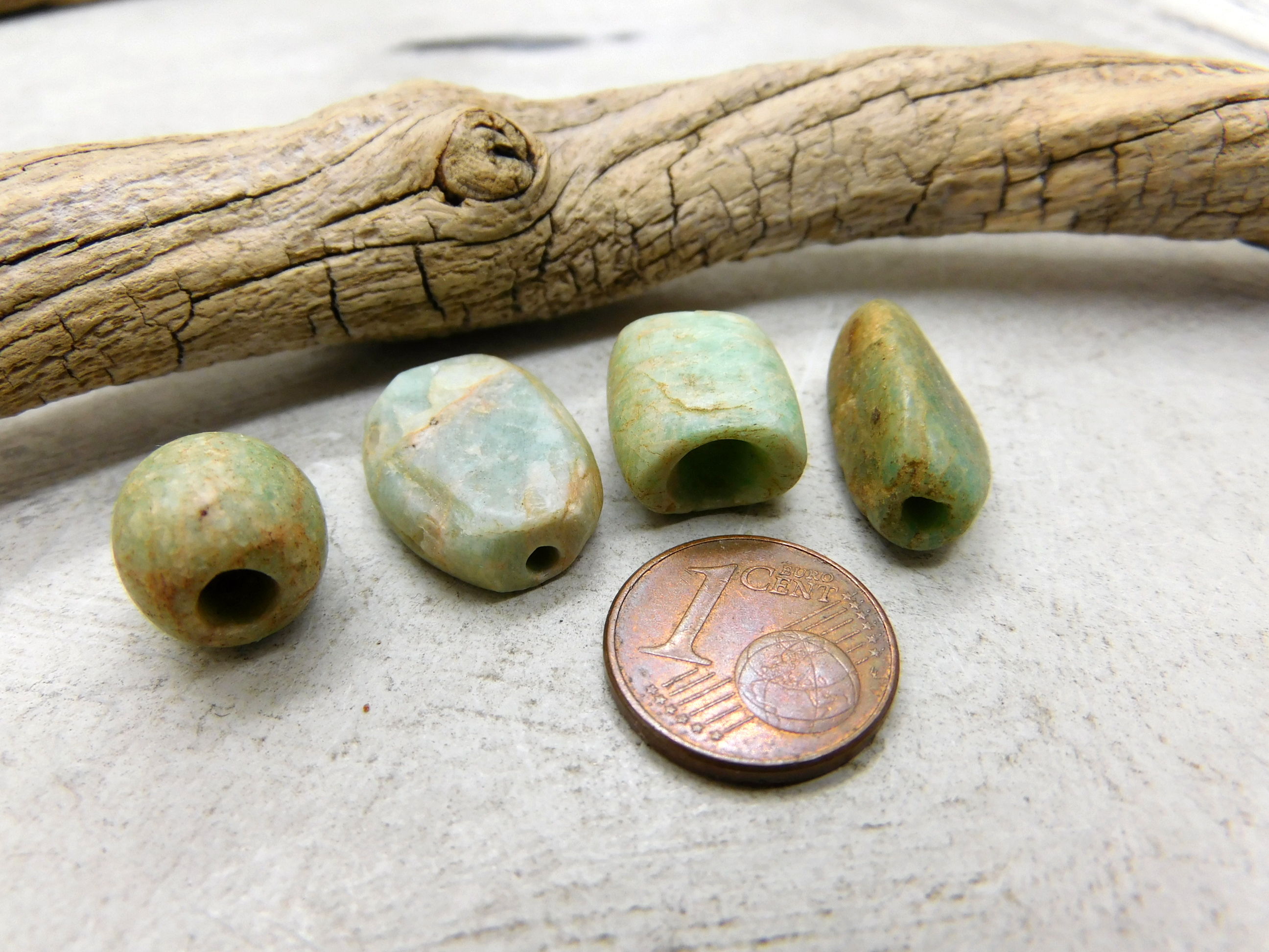 4 antike Amazonit-Perlen aus Mauretanien - 8,55 g - seltener Sahara Stein