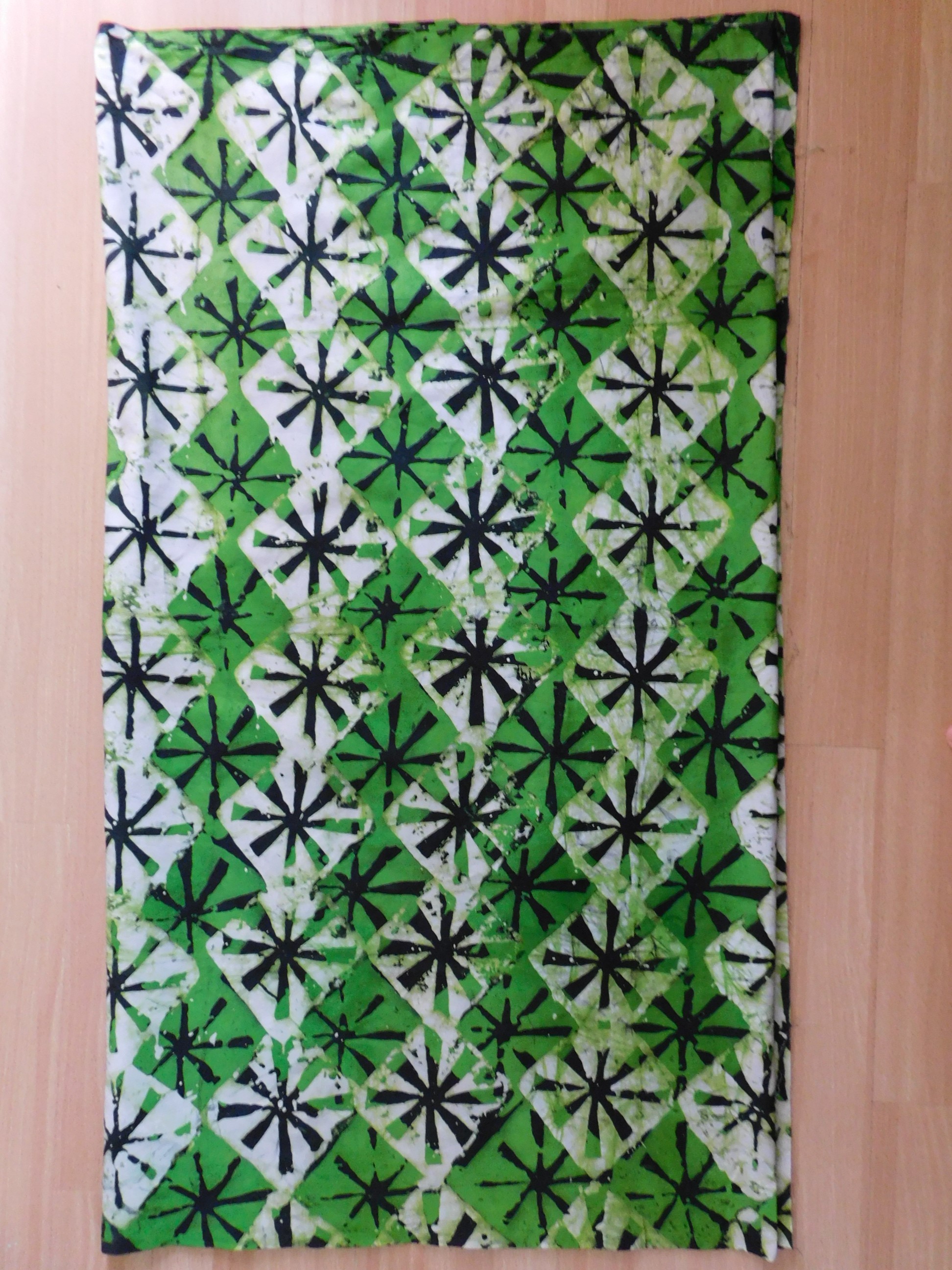 african tie&dye batik cotton fabric from Ghana - green