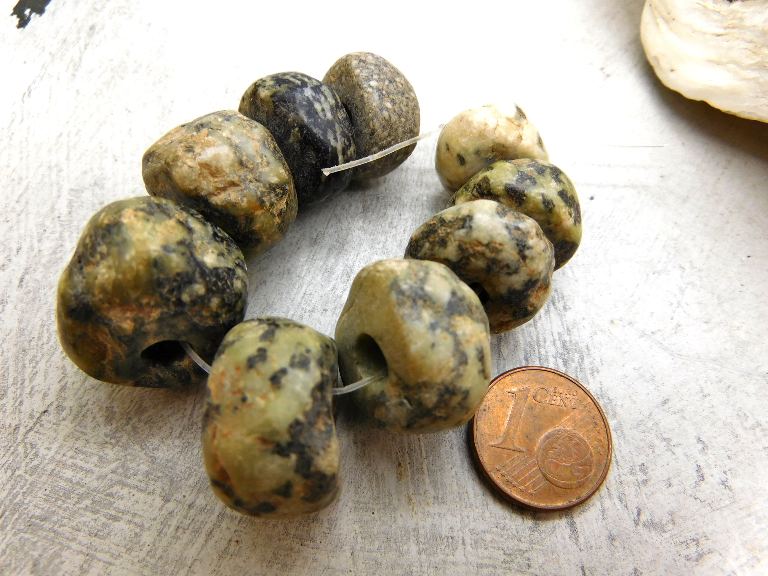 antique Granite/Gneiss stone beads from Mali/Westafrica - wheels